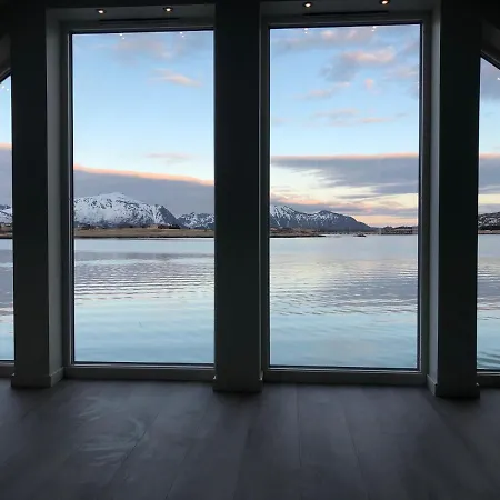 Spectacular Rorbu In The Heart Of Lofoten Hébergement de vacances