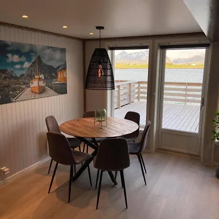 Spectacular Rorbu In The Heart Of Lofoten Offersoya